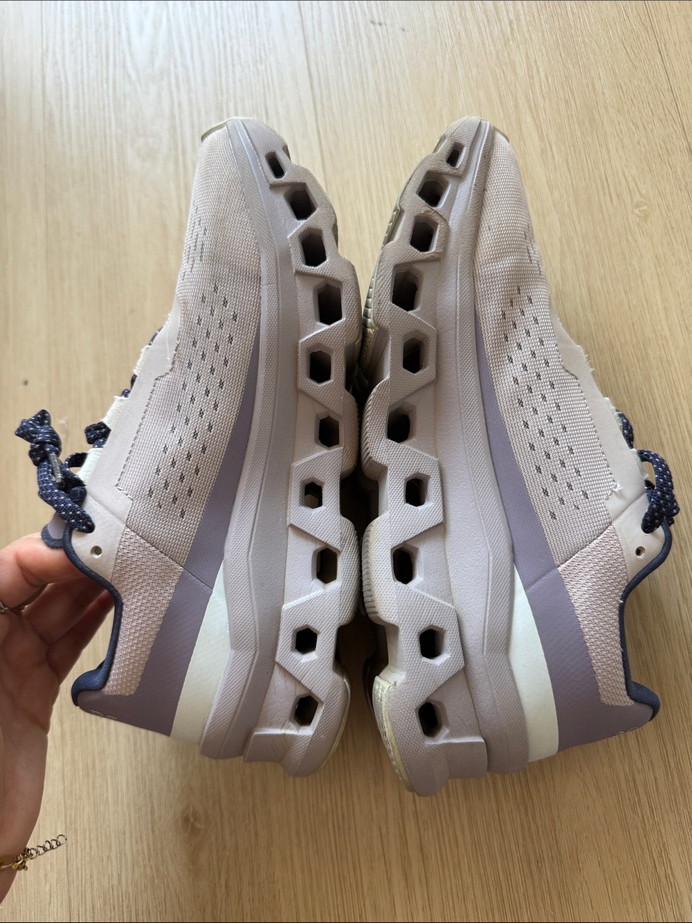 On Running Lace-Up Trainers in Limited Edition from Free People sz 7.5 - Picture 5 of 5